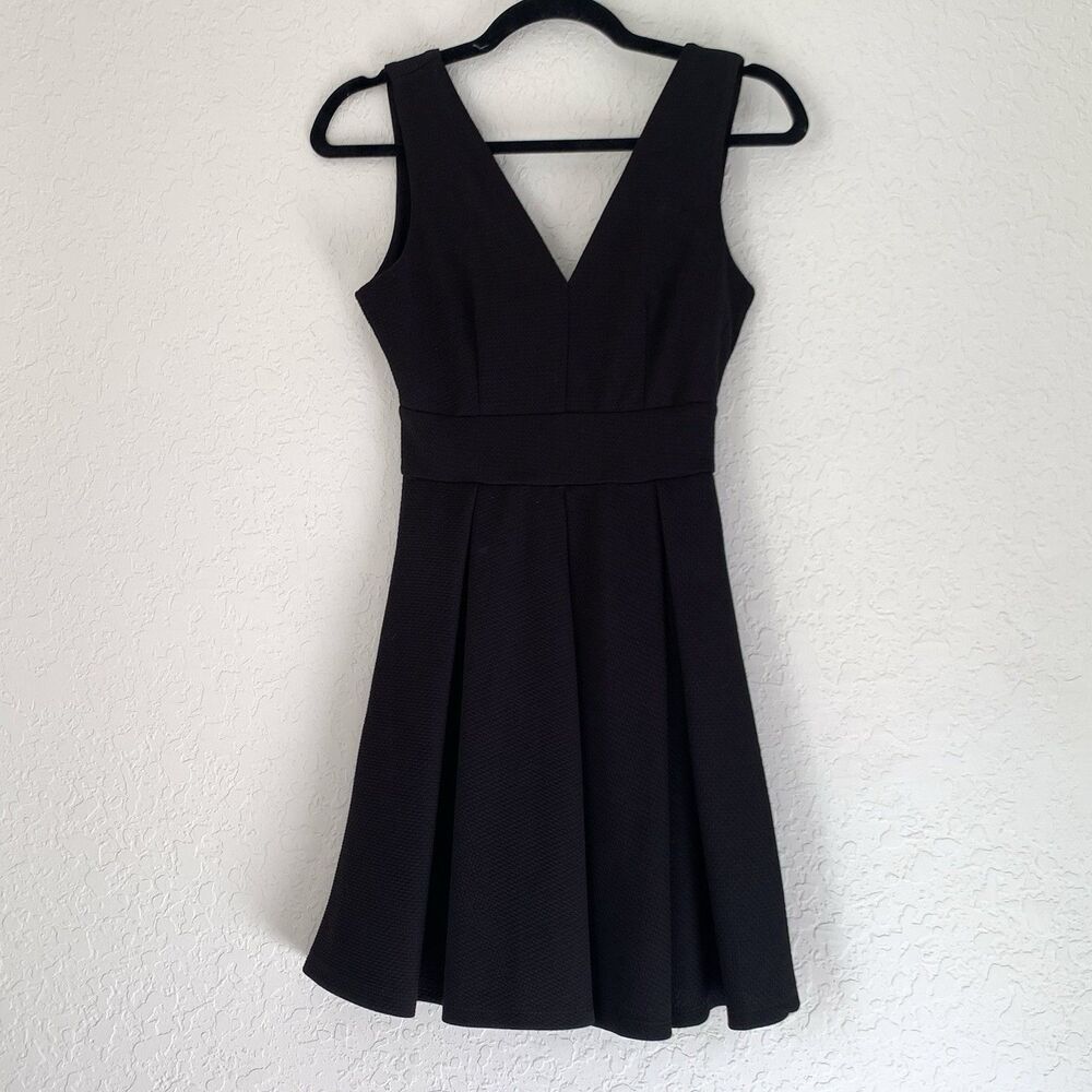 Haute Monde Dress Mini Pleated A-Line Women S Black‎ Sleeveless Backless Zipper